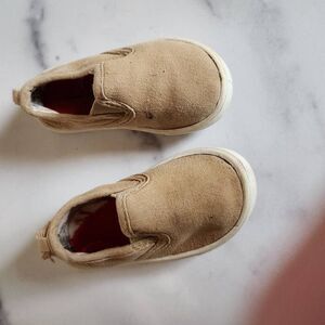 Baby boy garanimals size 4 canvas slip-on tan khaki shoes skater casual